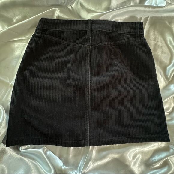 Y2K Black Corduroy Mini Zipper Skirt Size 9 Arizona Jean Co. - Picture 5 of 9